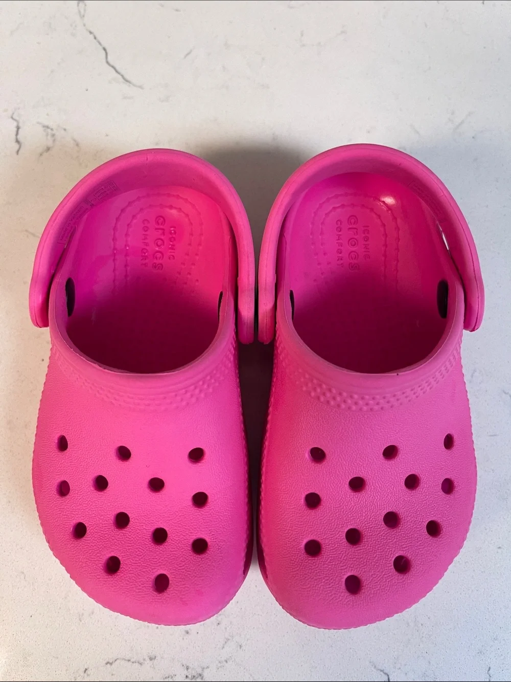Crocs Classic Clogs Kids Size 7 Pink 206990 Barbie Pink
